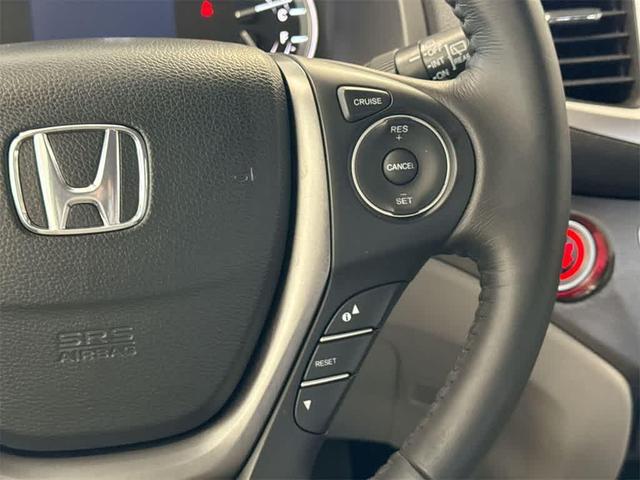 Photo of 2018 Black Honda Pilot