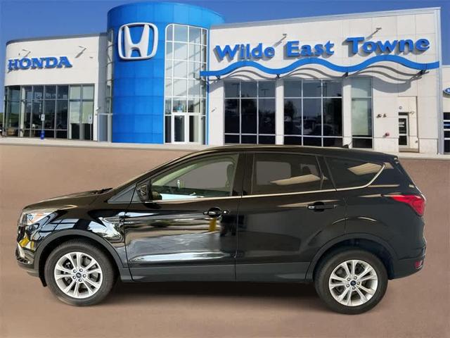 Photo of 2019 AGATE BLACK Ford Escape