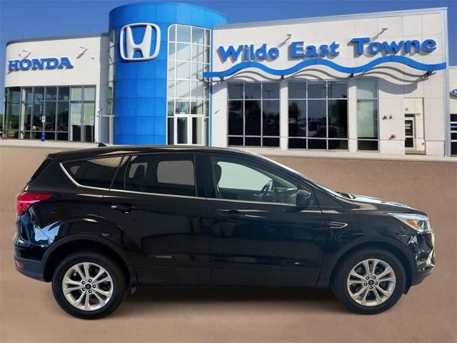 Photo of 2019 AGATE BLACK Ford Escape