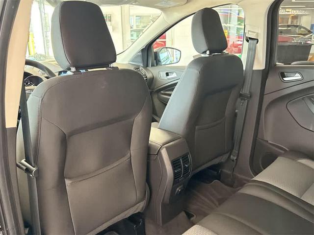 Photo of 2019 AGATE BLACK Ford Escape