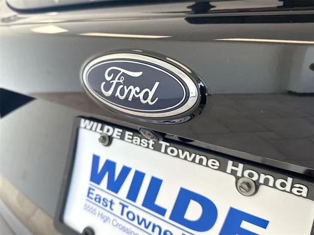 Photo of 2019 AGATE BLACK Ford Escape