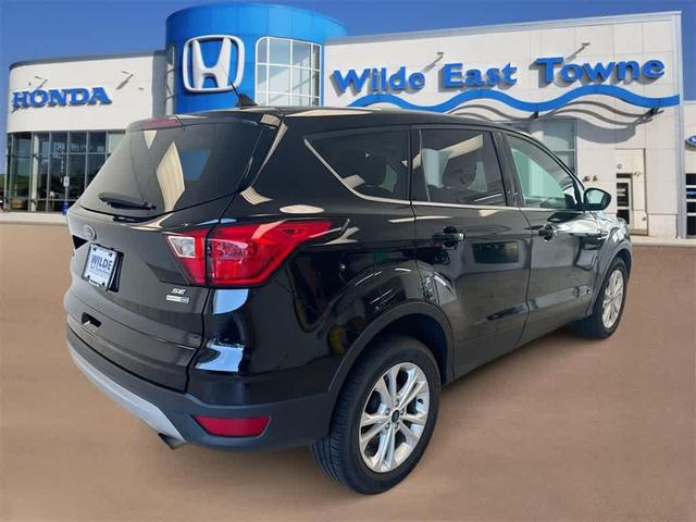 Photo of 2019 AGATE BLACK Ford Escape