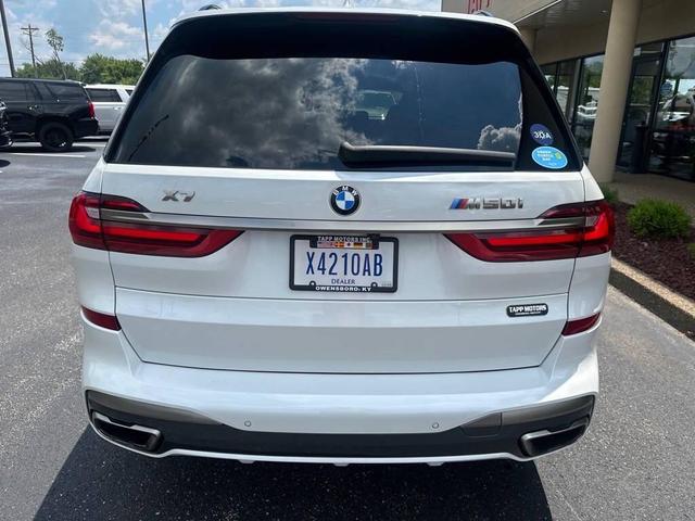 Photo of 2021 White BMW X7