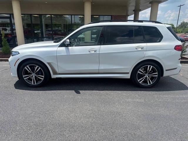 Photo of 2021 White BMW X7