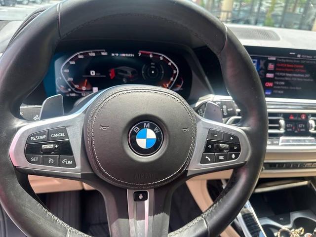 Photo of 2021 White BMW X7