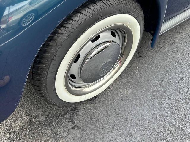 Photo of 1977 Blue Volkswagen Beetle (Pre-1980)