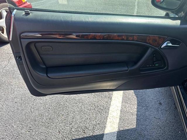 Photo of 2002 Black Mercedes-Benz SL-Class