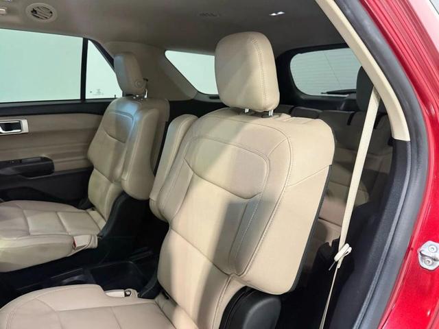 Photo of 2020 Rapid Red Metallic Tinted Clearcoat Ford Explorer