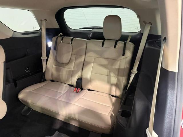 Photo of 2020 Rapid Red Metallic Tinted Clearcoat Ford Explorer