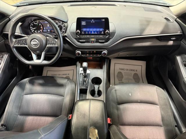 Photo of 2019 Gun Metallic Nissan Altima