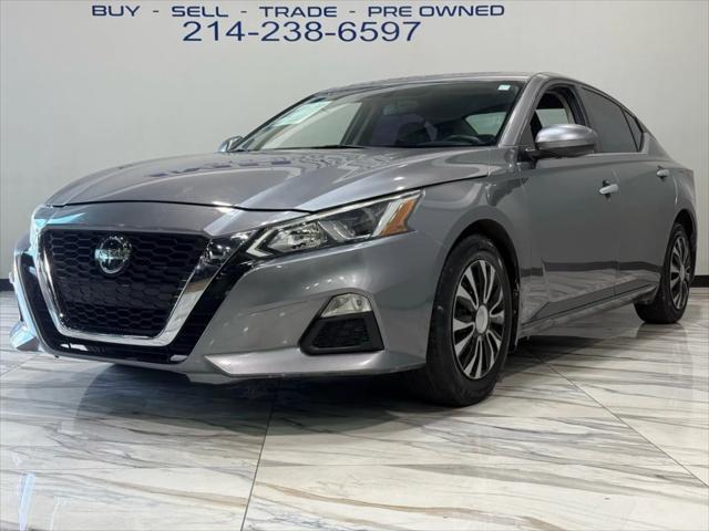 Photo of 2019 Gun Metallic Nissan Altima