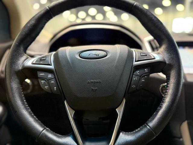 Photo of 2019 Stone Gray Metallic Ford Edge