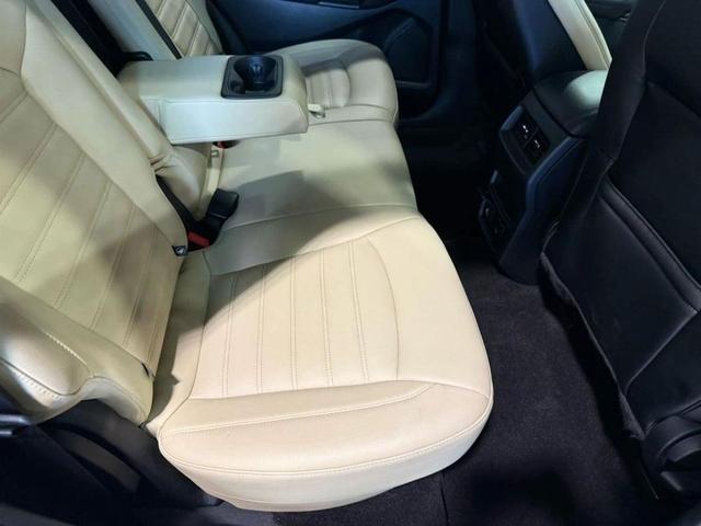Photo of 2019 Stone Gray Metallic Ford Edge