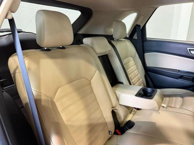Photo of 2019 Stone Gray Metallic Ford Edge