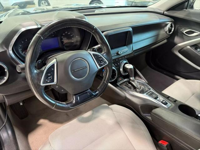 Photo of 2022 Black Chevrolet Camaro