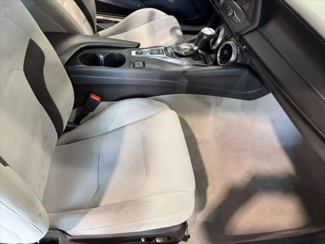 Photo of 2022 Black Chevrolet Camaro