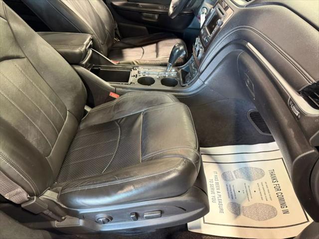 Photo of 2015 Black Granite Metallic Chevrolet Traverse