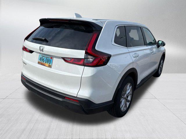 Photo of 2024 Platinum White Pearl Honda CR-V