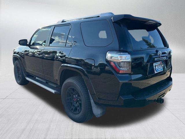 Photo of 2017 Midnight Black Metallic Toyota 4Runner