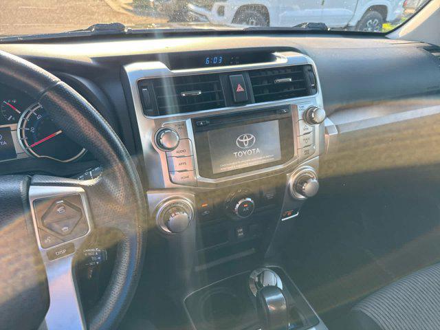 Photo of 2017 Midnight Black Metallic Toyota 4Runner