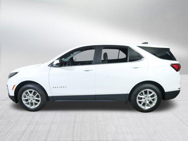 Photo of 2022 Summit White Chevrolet Equinox