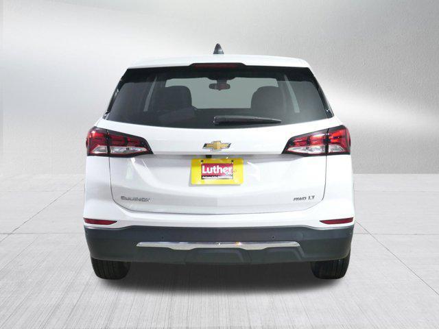 Photo of 2022 Summit White Chevrolet Equinox