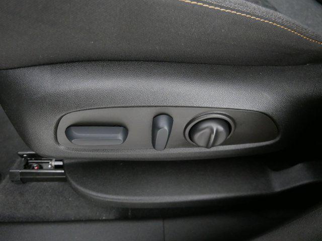Photo of 2022 Summit White Chevrolet Equinox
