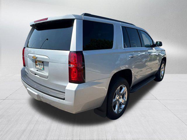 Photo of 2016 Silver Ice Metallic Chevrolet Tahoe