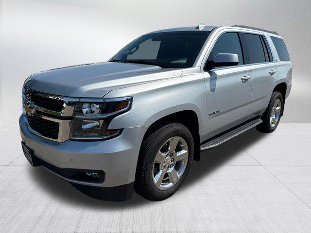 Photo of 2016 Silver Ice Metallic Chevrolet Tahoe