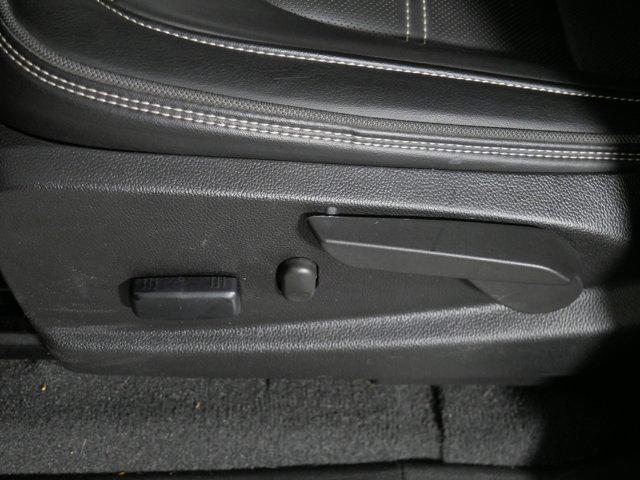 Photo of 2022 Onyx Black GMC Canyon
