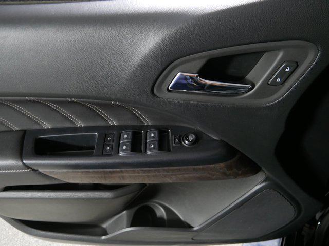 Photo of 2022 Onyx Black GMC Canyon