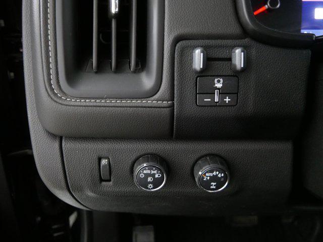 Photo of 2022 Onyx Black GMC Canyon