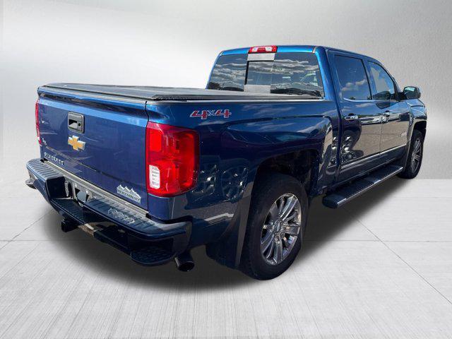 Photo of 2017 Deep Ocean Blue Metallic Chevrolet Silverado 1500