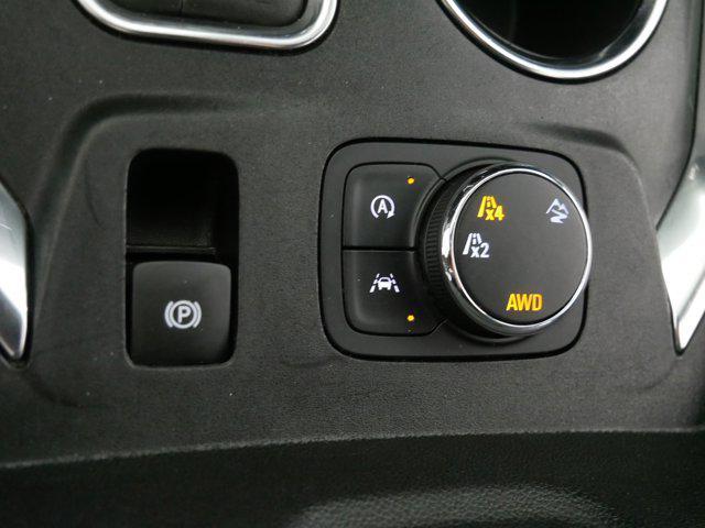 Photo of 2023 Mosaic Black Metallic Chevrolet Traverse