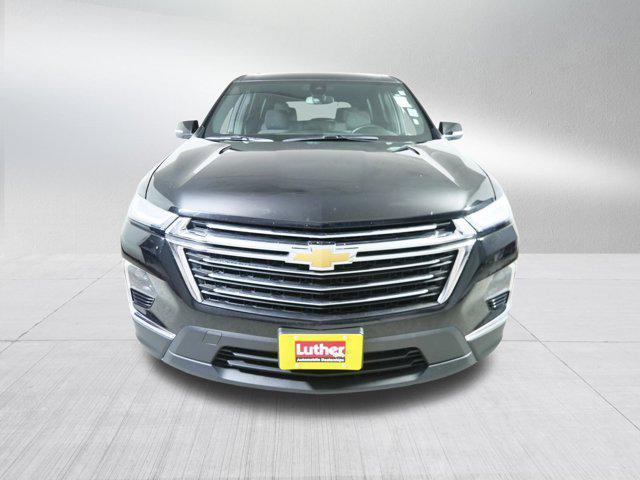 Photo of 2023 Mosaic Black Metallic Chevrolet Traverse