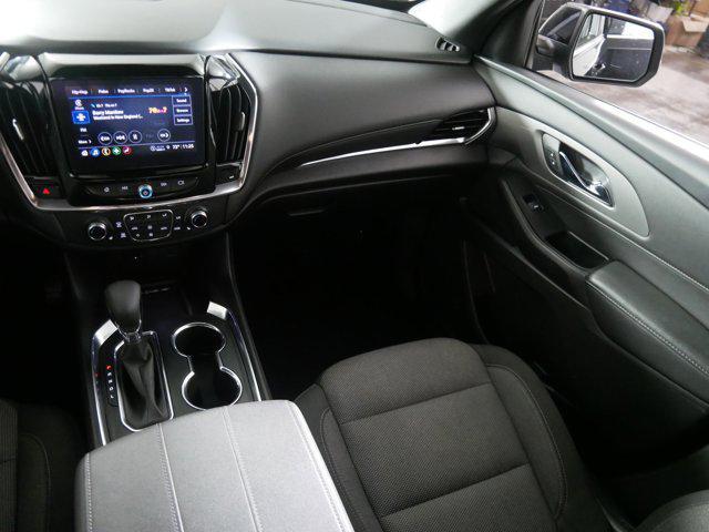 Photo of 2023 Mosaic Black Metallic Chevrolet Traverse