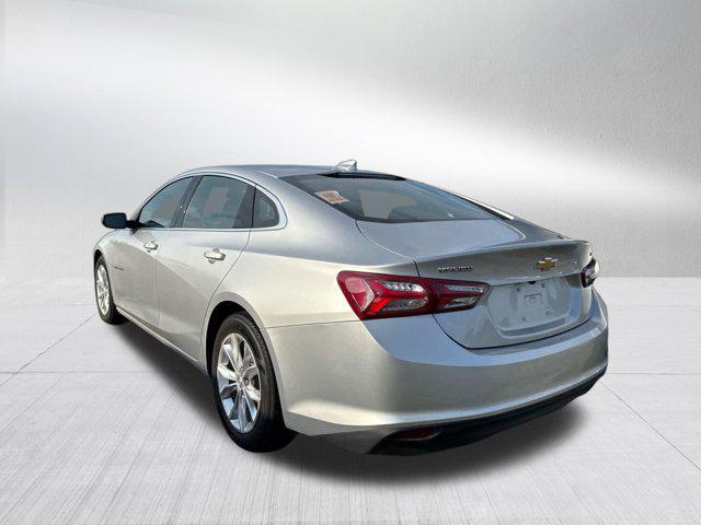 Photo of 2019 Summit White Chevrolet Malibu