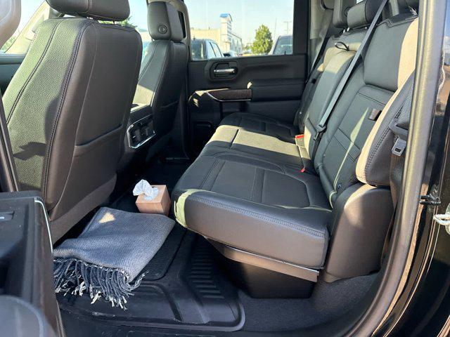 Photo of 2022 Ebony Twilight Metallic GMC Sierra 2500