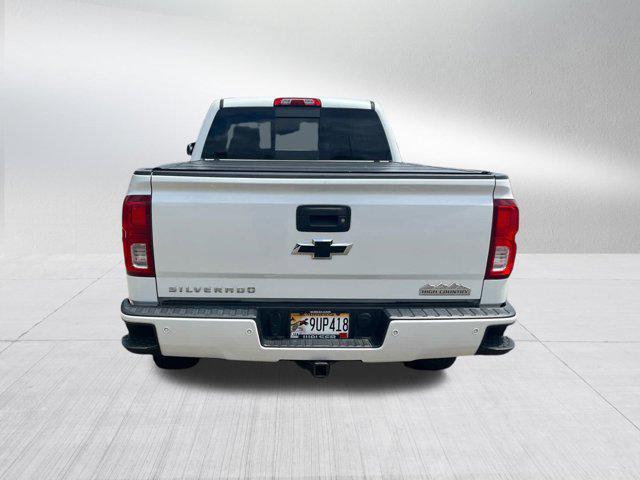 Photo of 2016 Iridescent Pearl Tricoat Chevrolet Silverado 1500