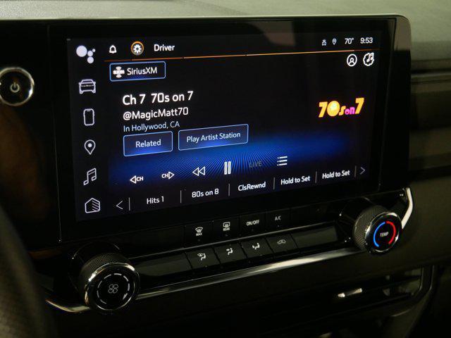 Photo of 2023 Glacier Blue Metallic Chevrolet Colorado
