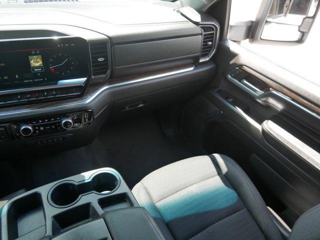 Photo of 2024 Summit White GMC Sierra 3500