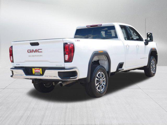 Photo of 2024 Summit White GMC Sierra 3500