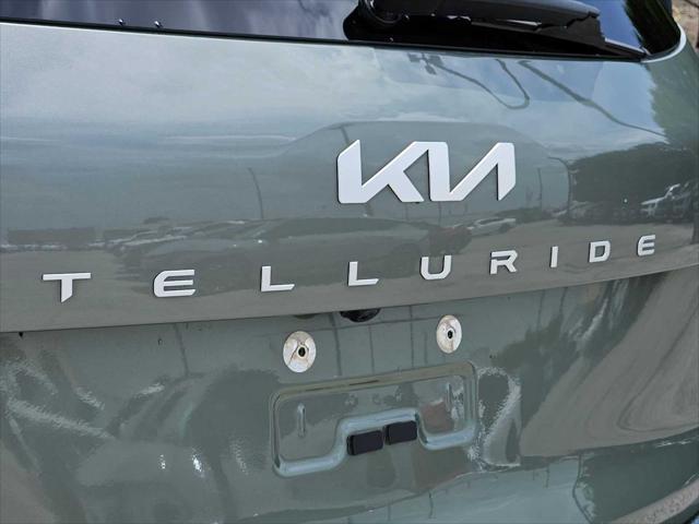 Photo of 2023 Jungle Green Kia Telluride