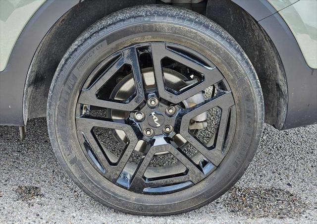 Photo of 2023 Jungle Green Kia Telluride