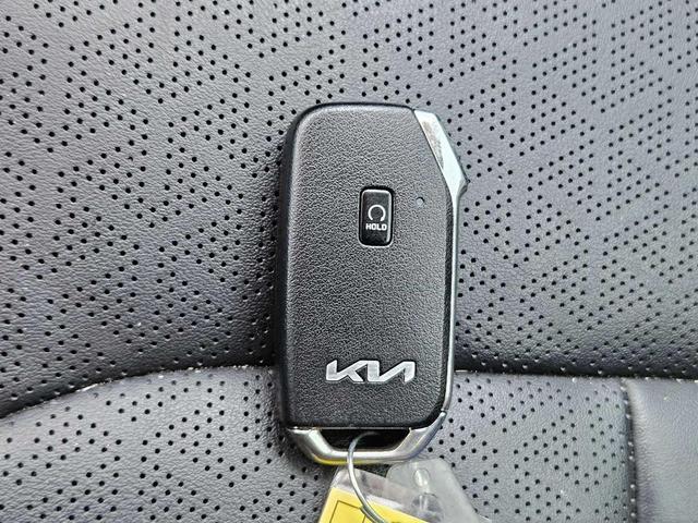 Photo of 2023 Passion Red Kia Sorento