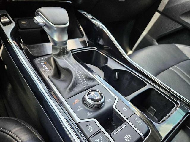 Photo of 2023 Passion Red Kia Sorento