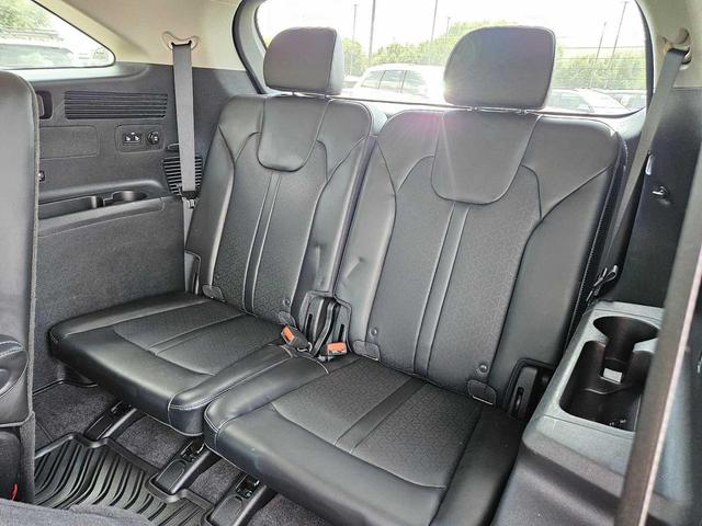 Photo of 2023 Passion Red Kia Sorento