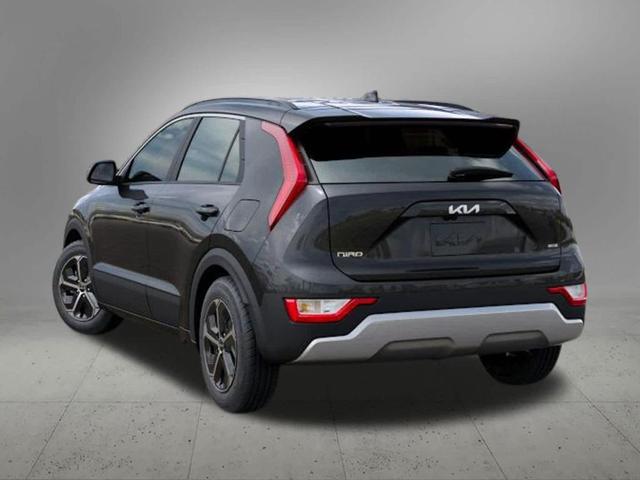 Photo of 2025 Gray Kia Niro