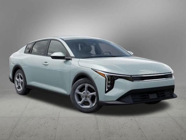 Photo of 2025 Blue Kia K4