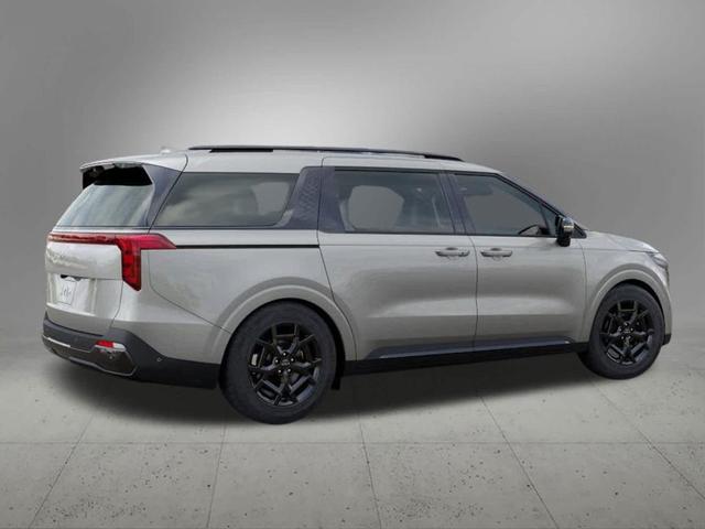 Photo of 2026 Silver Kia Carnival